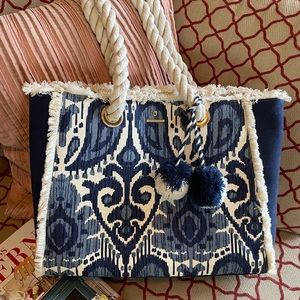 Large Tote with Rope Strap